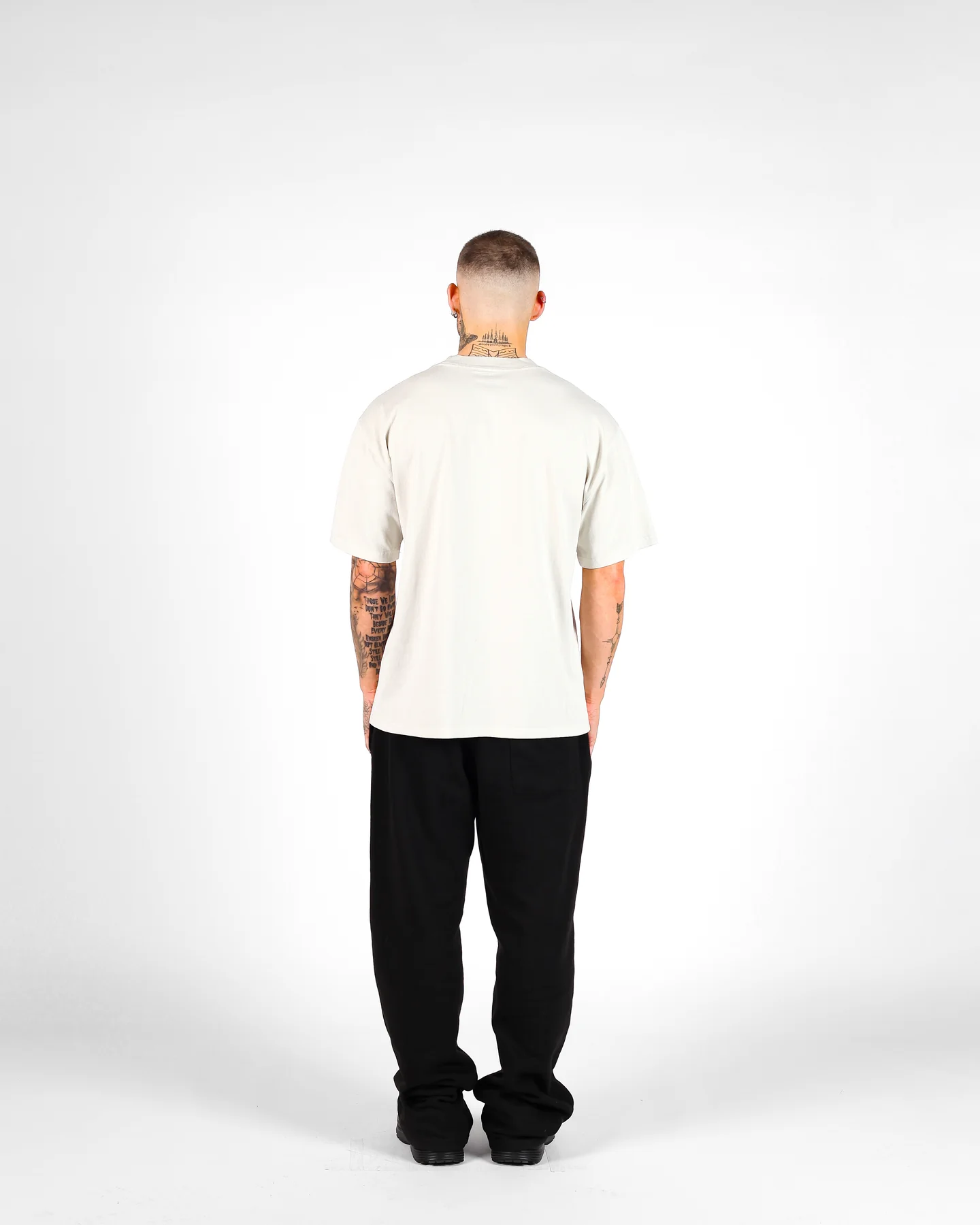 CARMELO PACE GOLF CLUB T SHIRT BONE