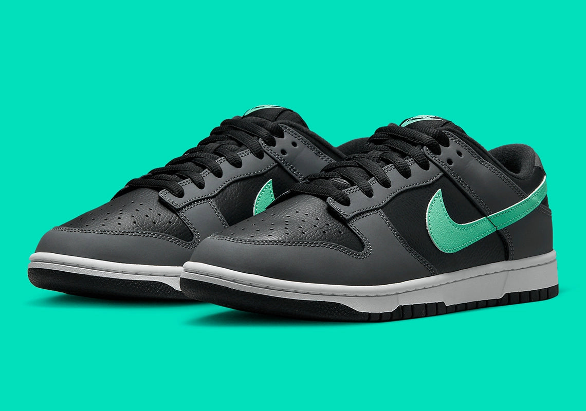 Nike green glow discount