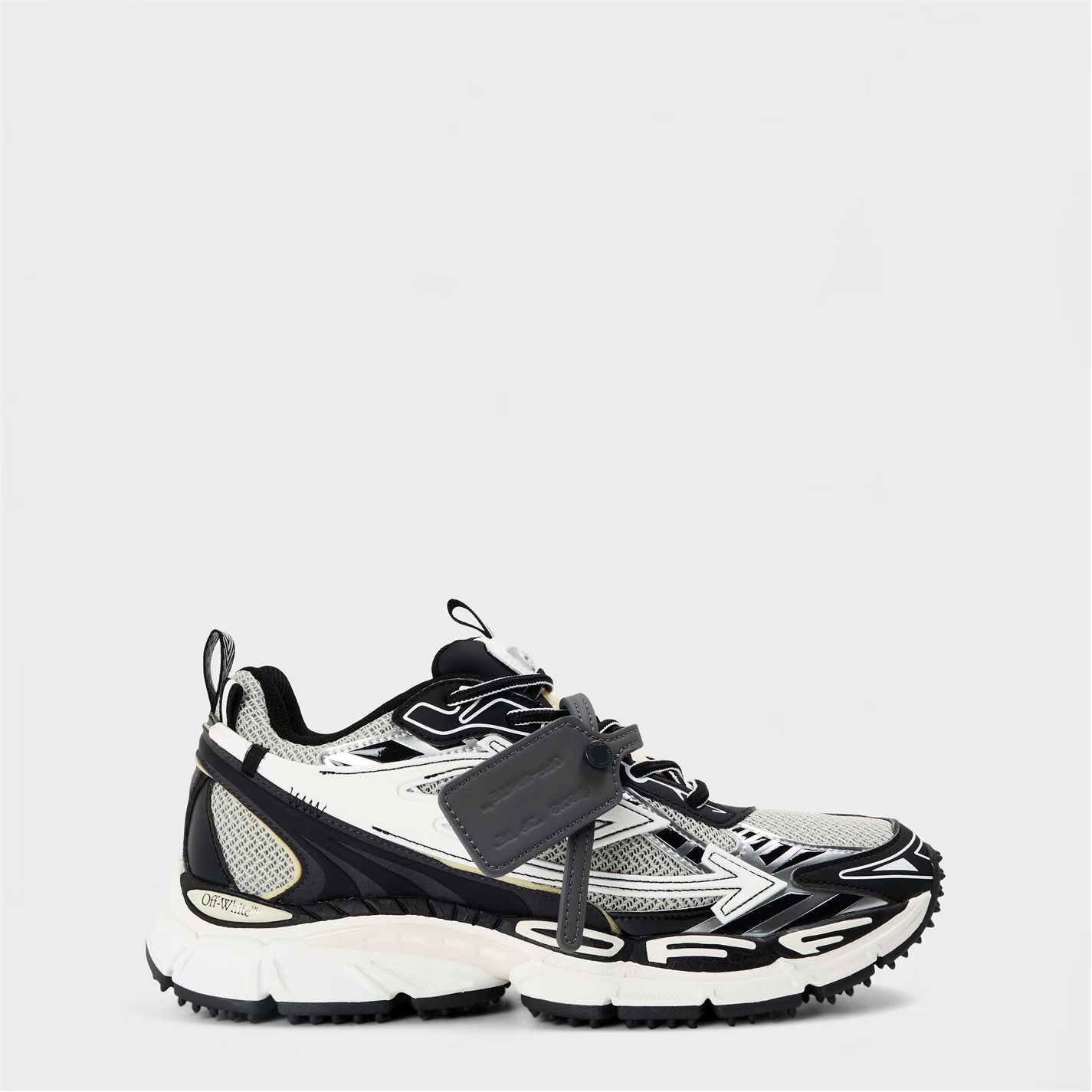 Off White Be Right Back Trainers Black/White